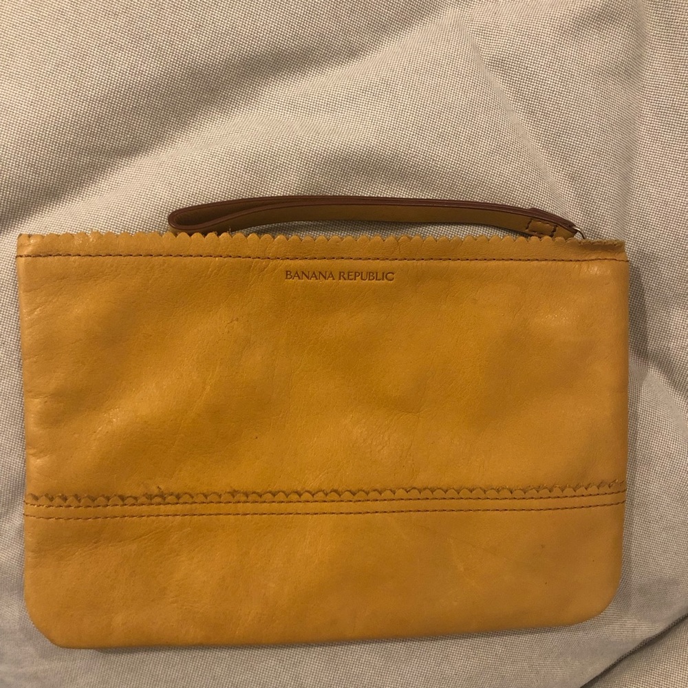 Banana Republic Wristlet